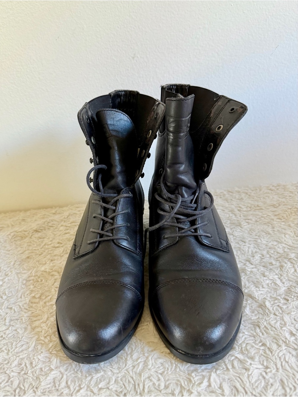 Ariat Women's Black Leather Lace-Up Ankle Riding Equestrian Boots